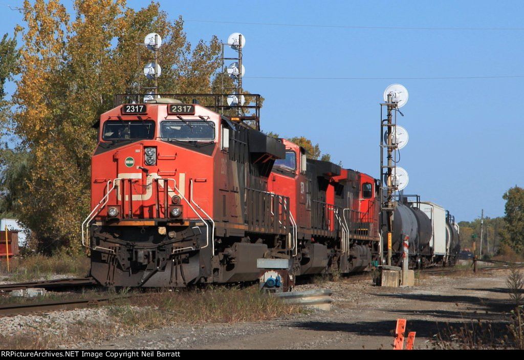 CN 2317